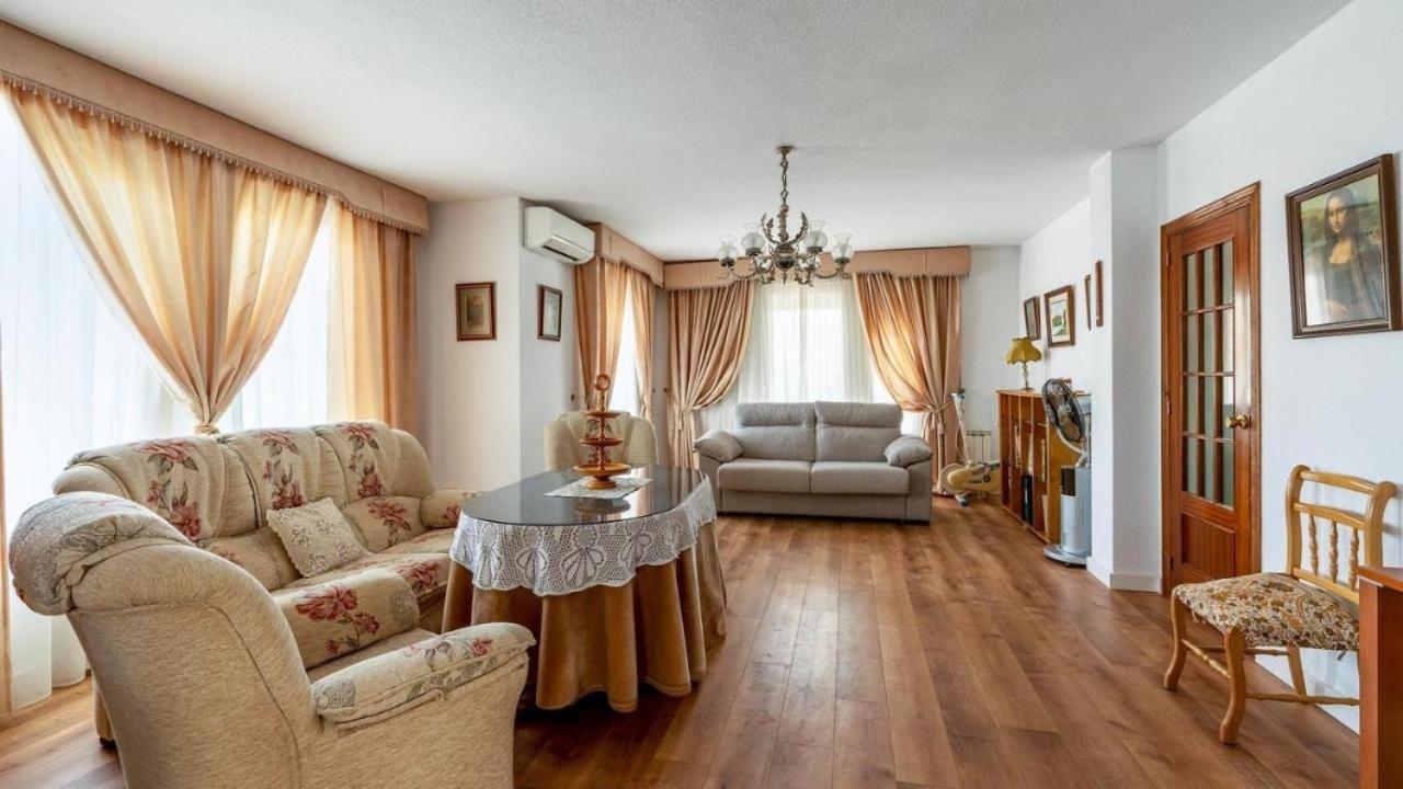 Villa De La Acacia Gojar ภายนอก รูปภาพ