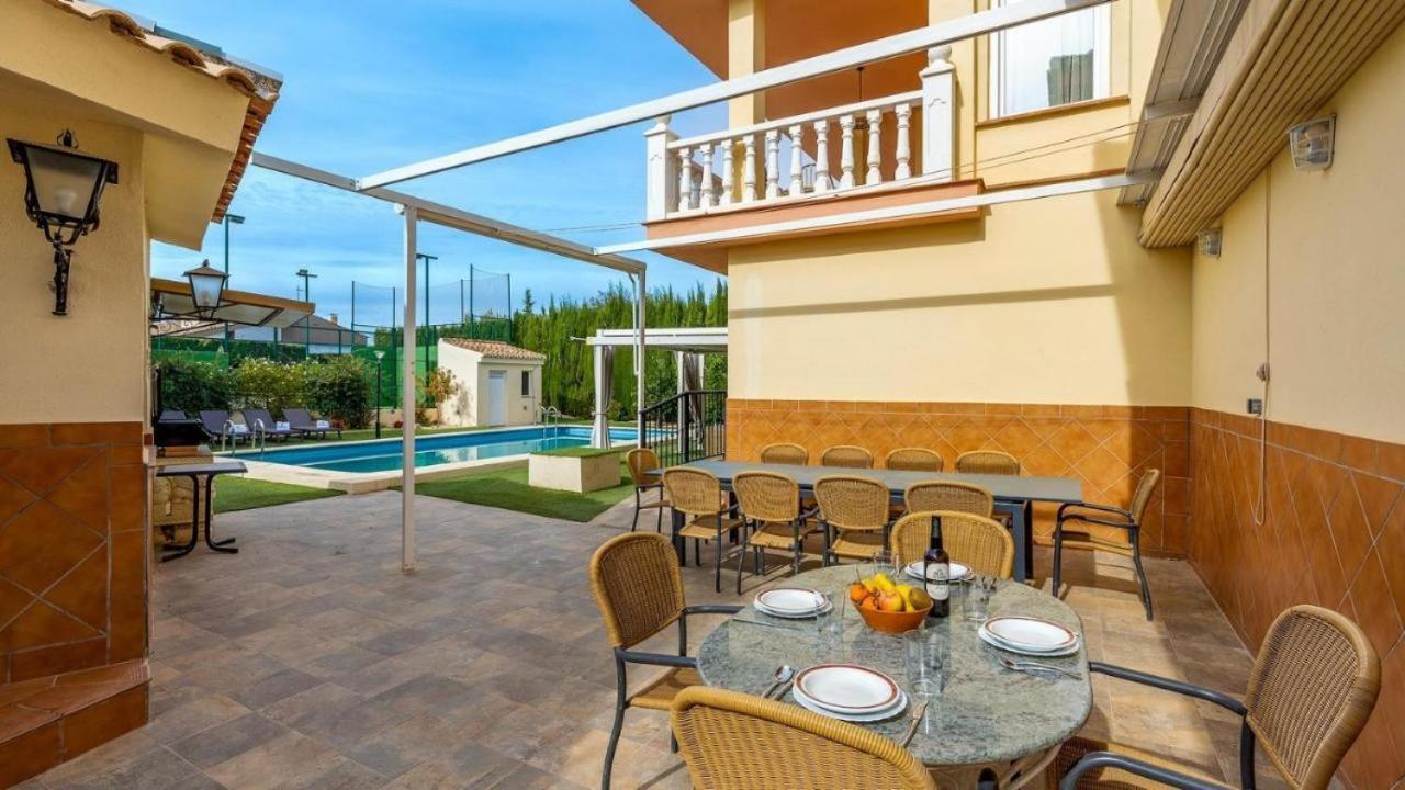 Villa De La Acacia Gojar ภายนอก รูปภาพ