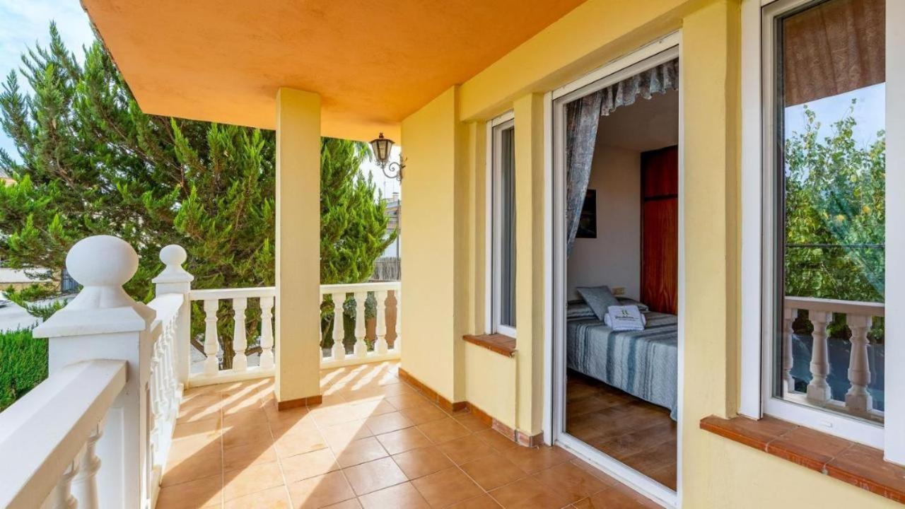 Villa De La Acacia Gojar ภายนอก รูปภาพ